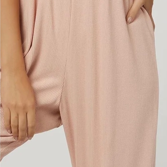 O’Neil jumpsuit - Picture 7 of 7